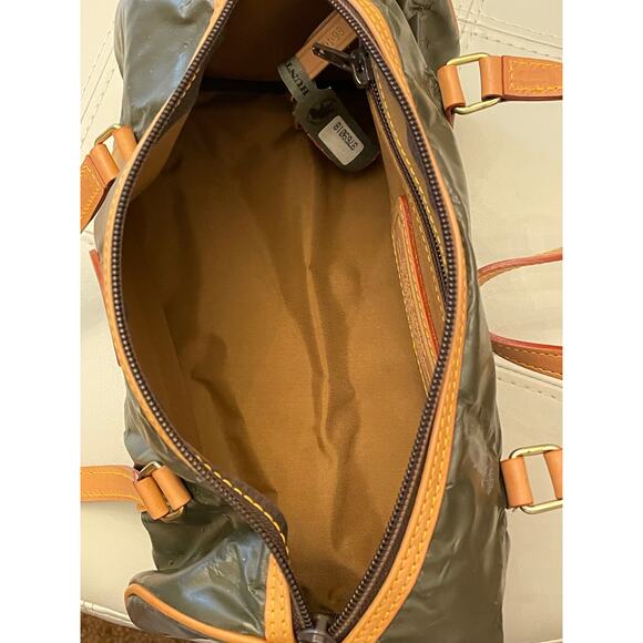 Hunting World Hunter Green Satchel Bagette RARE Bag - Picture 11 of 13